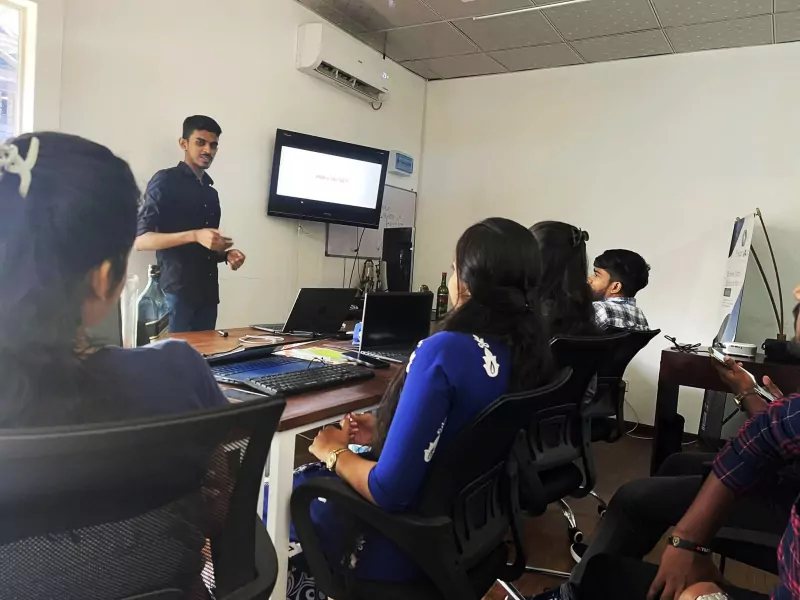 Participants at the Pixzarloop development workshop